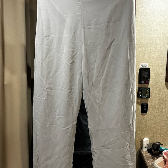 New three piece pant suit - Picture 3 of 4